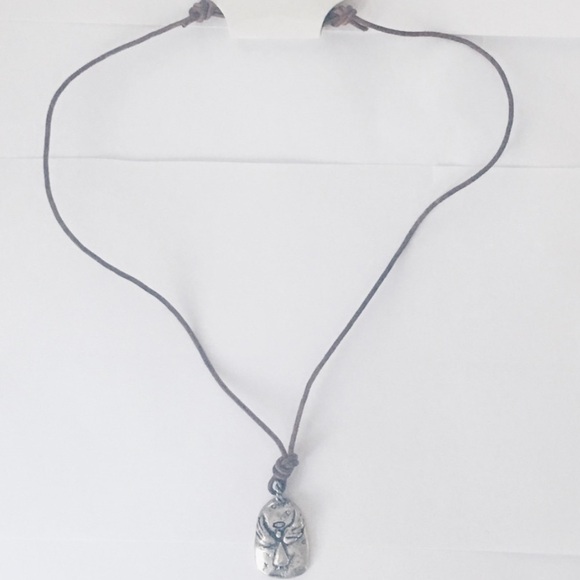 Angel/Heart Necklace - Picture 1 of 4